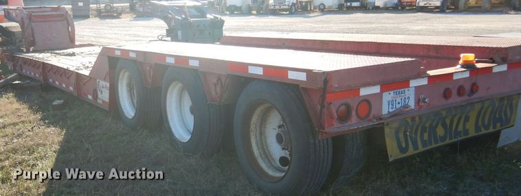 image for item DF2593 1999 Dynaweld FB lowboy equipment trailer