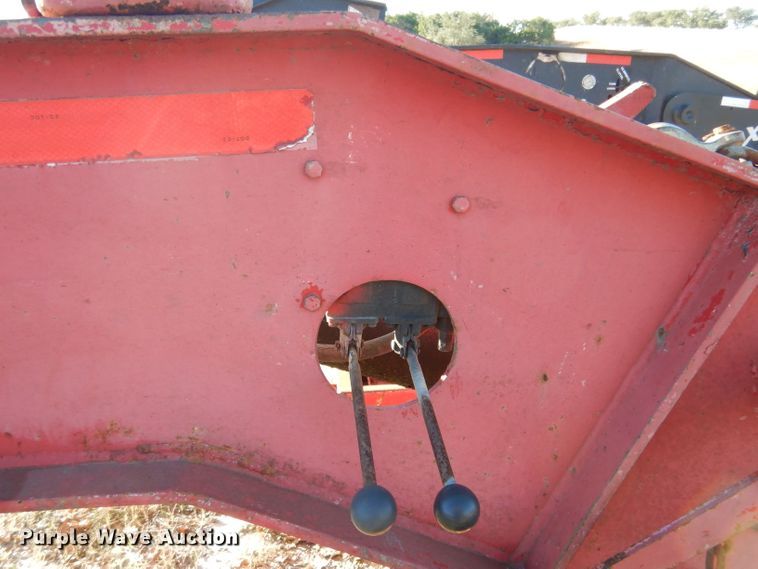 image for item DF2593 1999 Dynaweld FB lowboy equipment trailer