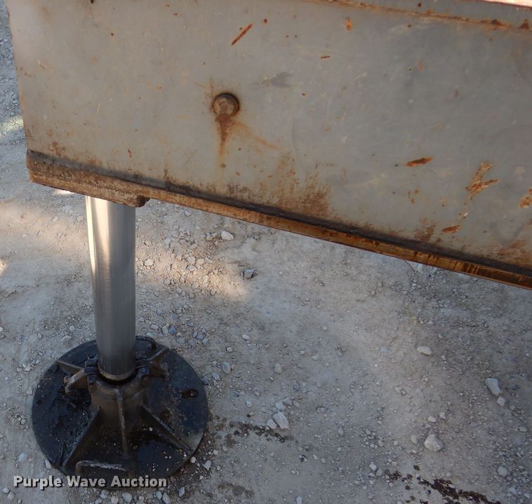 image for item DF2595 1999 Terex RT230 crane