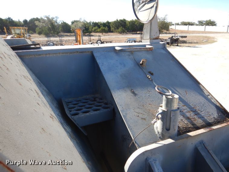 image for item DF2595 1999 Terex RT230 crane