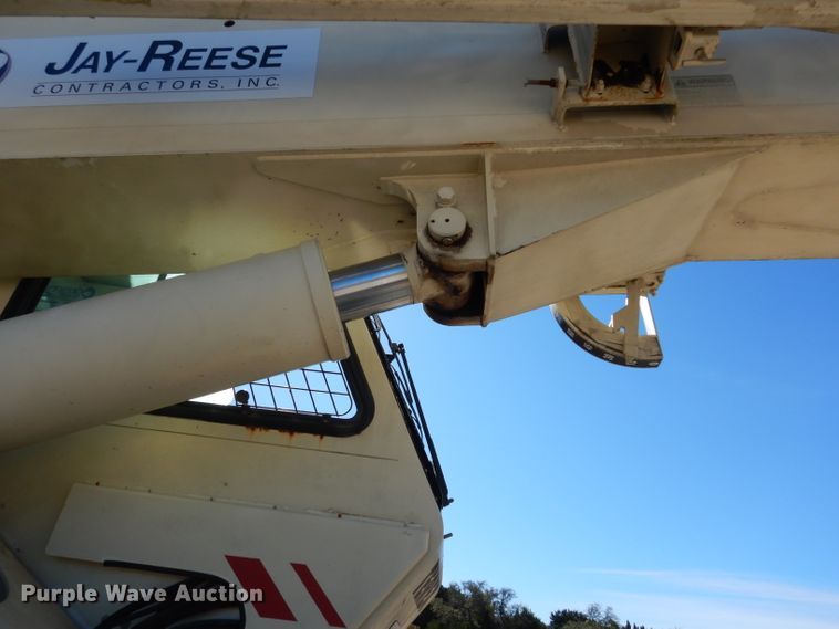 image for item DF2595 1999 Terex RT230 crane