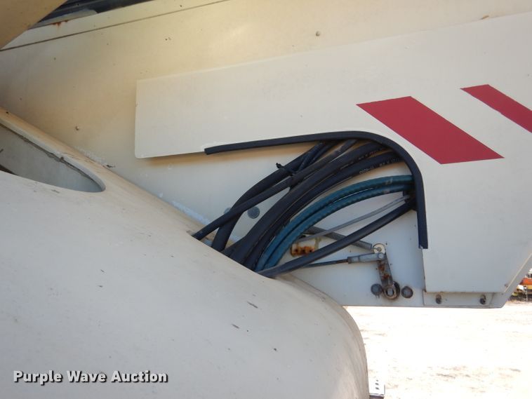 image for item DF2595 1999 Terex RT230 crane