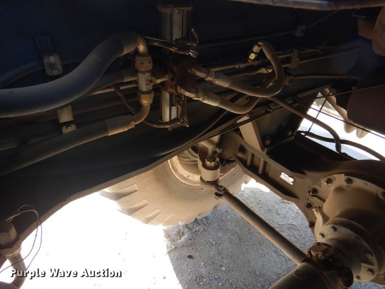 image for item DF2595 1999 Terex RT230 crane