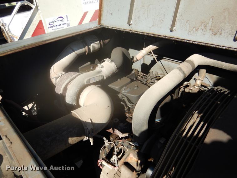 image for item DF2595 1999 Terex RT230 crane