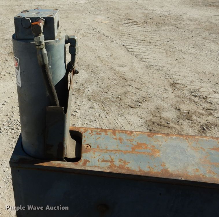 image for item DF2595 1999 Terex RT230 crane