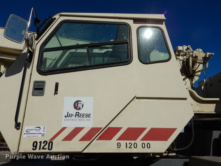 image for item DF2595 1999 Terex RT230 crane