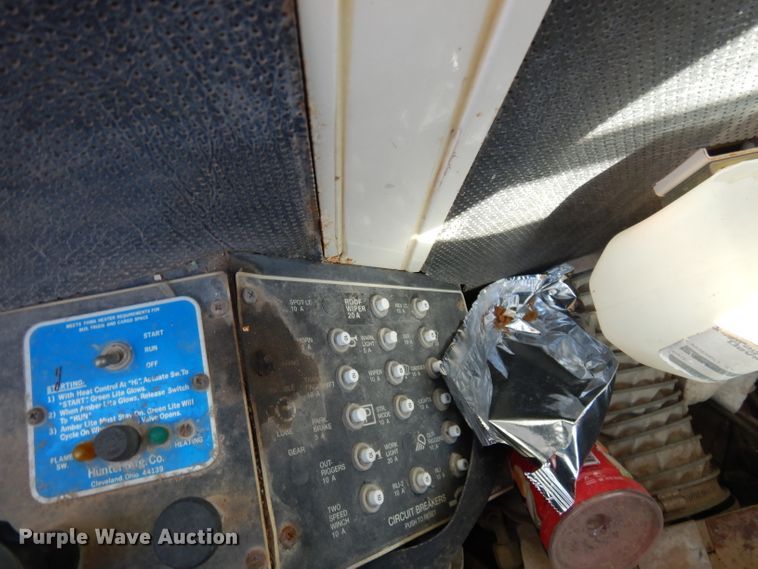 image for item DF2595 1999 Terex RT230 crane