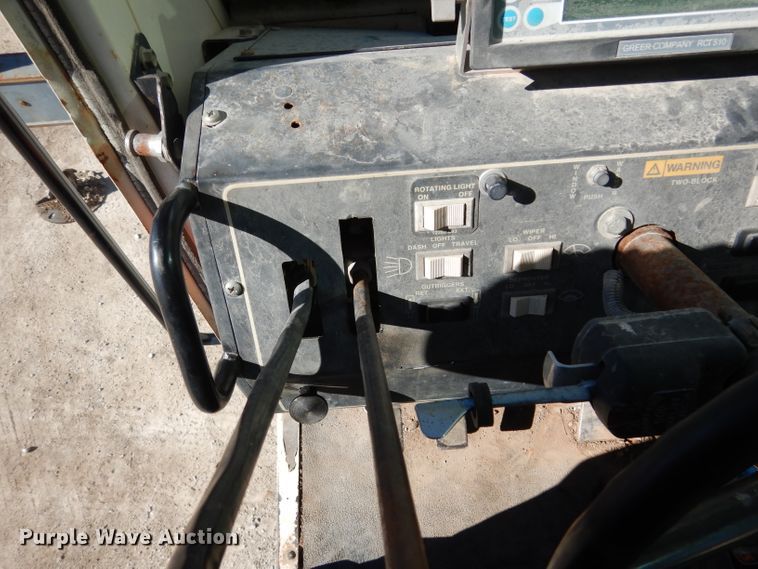 image for item DF2595 1999 Terex RT230 crane