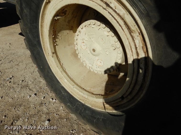 image for item DF2595 1999 Terex RT230 crane