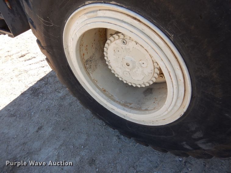 image for item DF2595 1999 Terex RT230 crane