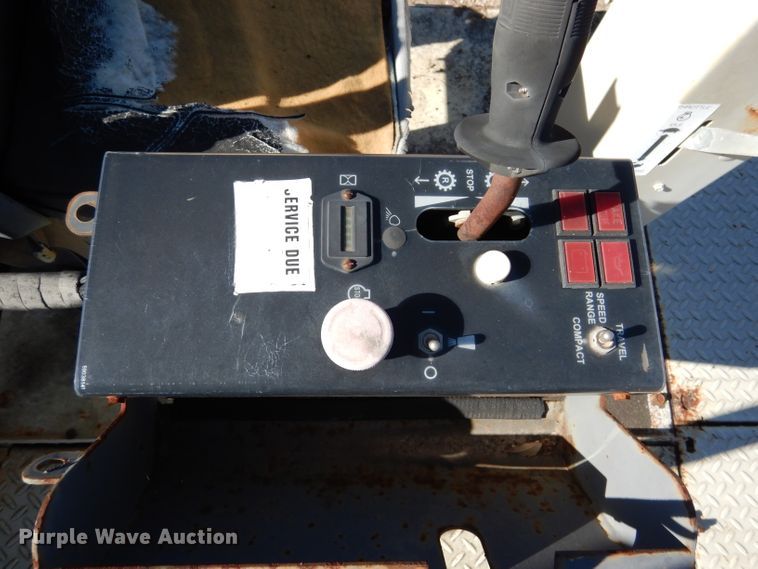 image for item DF2596 1996 Ingersoll Rand PT-125R pneumatic roller