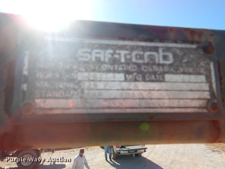 image for item DF2596 1996 Ingersoll Rand PT-125R pneumatic roller