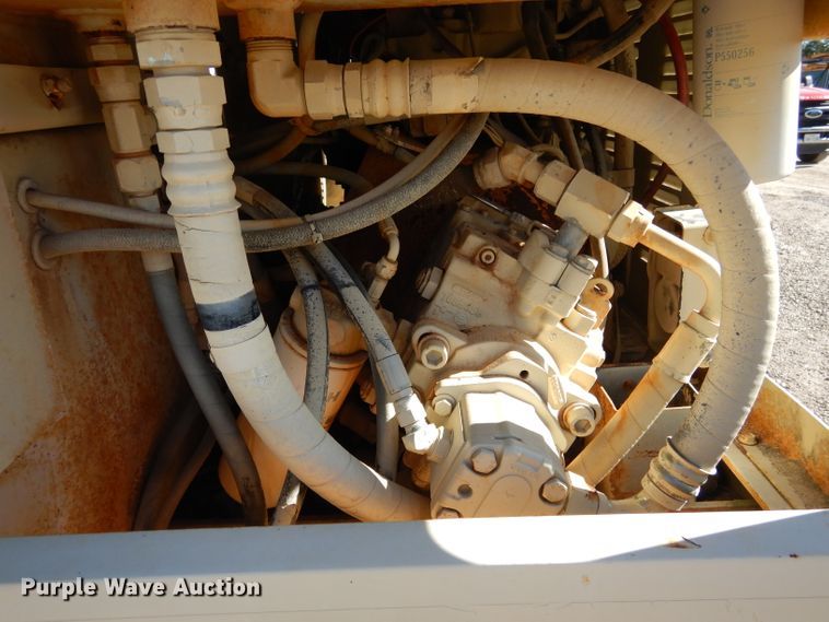 image for item DF2596 1996 Ingersoll Rand PT-125R pneumatic roller