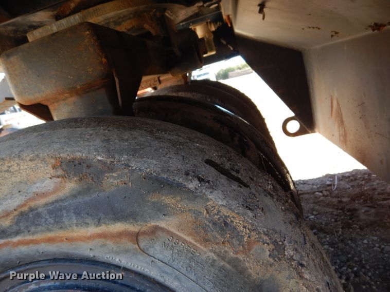 image for item DF2596 1996 Ingersoll Rand PT-125R pneumatic roller