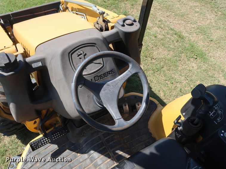 image for item DG4181 2008 John Deere 110 backhoe