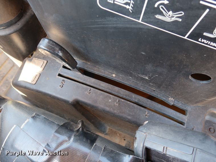 image for item DG4181 2008 John Deere 110 backhoe