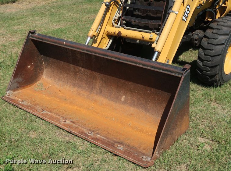 image for item DG4181 2008 John Deere 110 backhoe