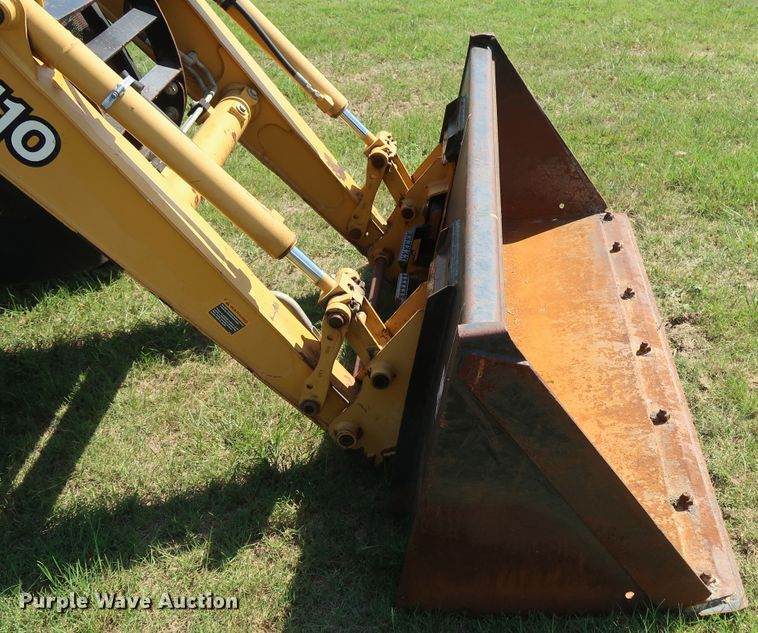 image for item DG4181 2008 John Deere 110 backhoe