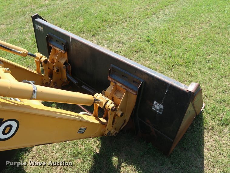 image for item DG4181 2008 John Deere 110 backhoe