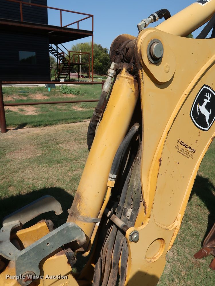 image for item DG4181 2008 John Deere 110 backhoe