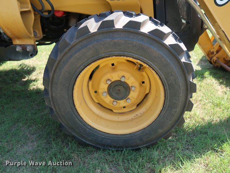 image for item DG4181 2008 John Deere 110 backhoe