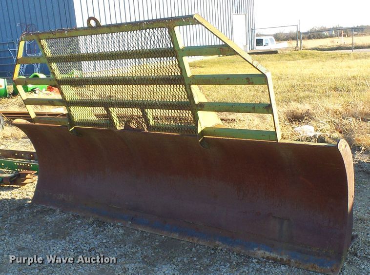 image for item DG5537 John Deere blade