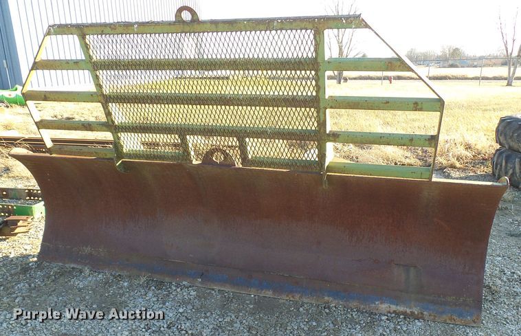 image for item DG5537 John Deere blade