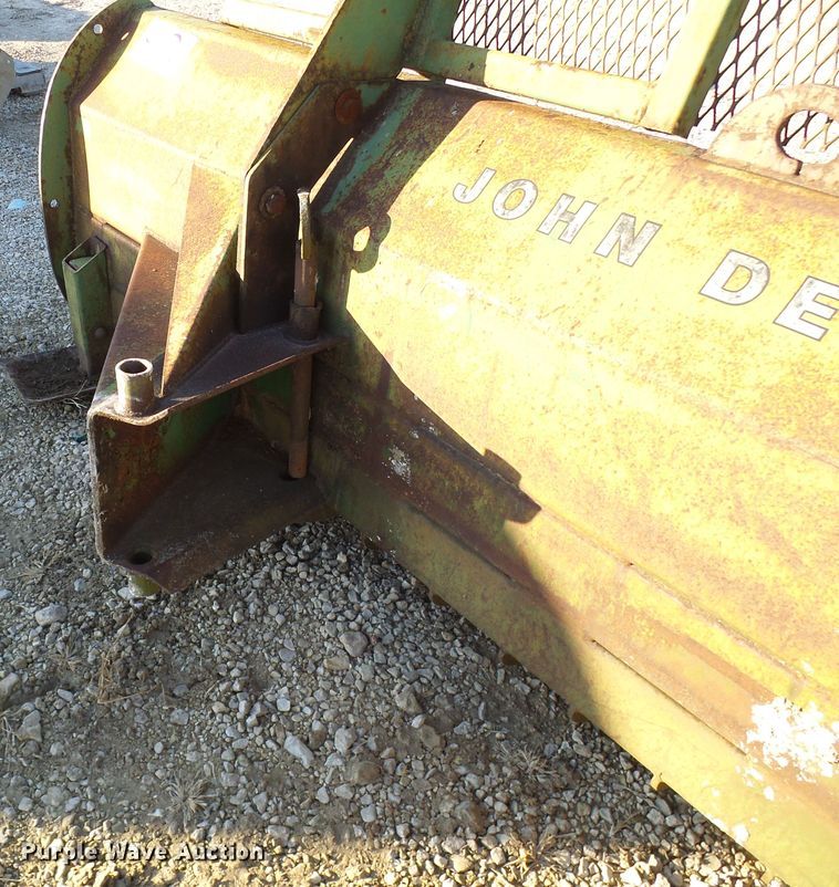 image for item DG5537 John Deere blade
