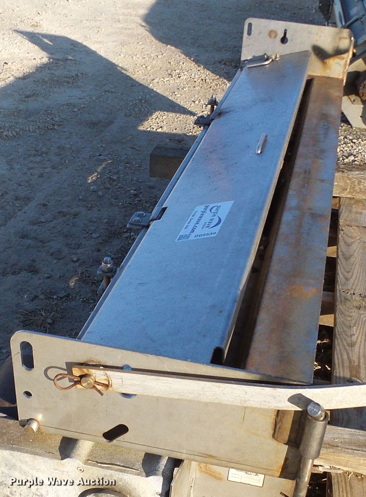 image for item DG5539 Henderson TGS9X96XSSXDD tailgate spreader