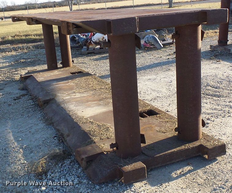 image for item DG5542 Trench box