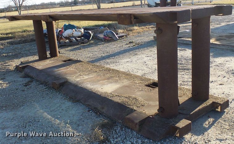 image for item DG5542 Trench box