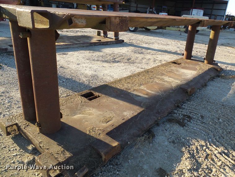 image for item DG5542 Trench box