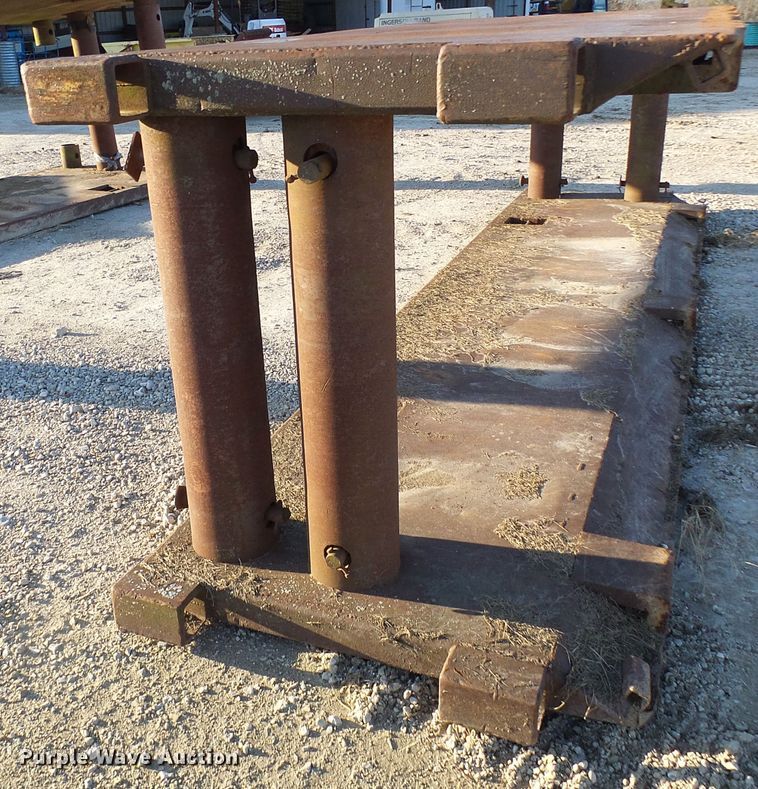 image for item DG5542 Trench box