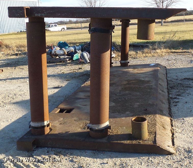 image for item DG5543 Trench box