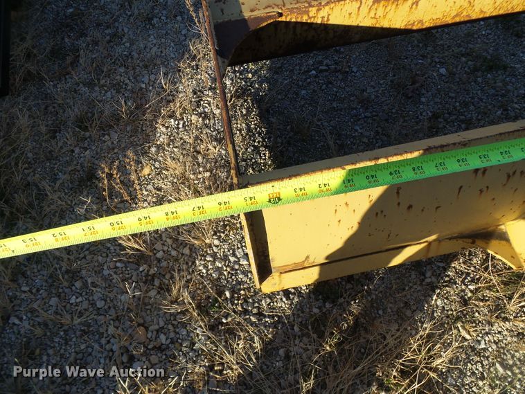 image for item DG5547 Landscraper box blade