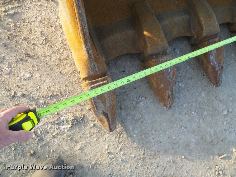 image for item DG5550 2013 Caterpillar 329E L excavator