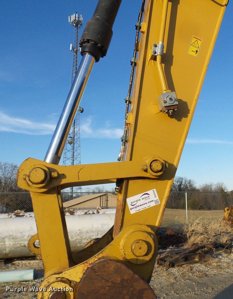 image for item DG5550 2013 Caterpillar 329E L excavator