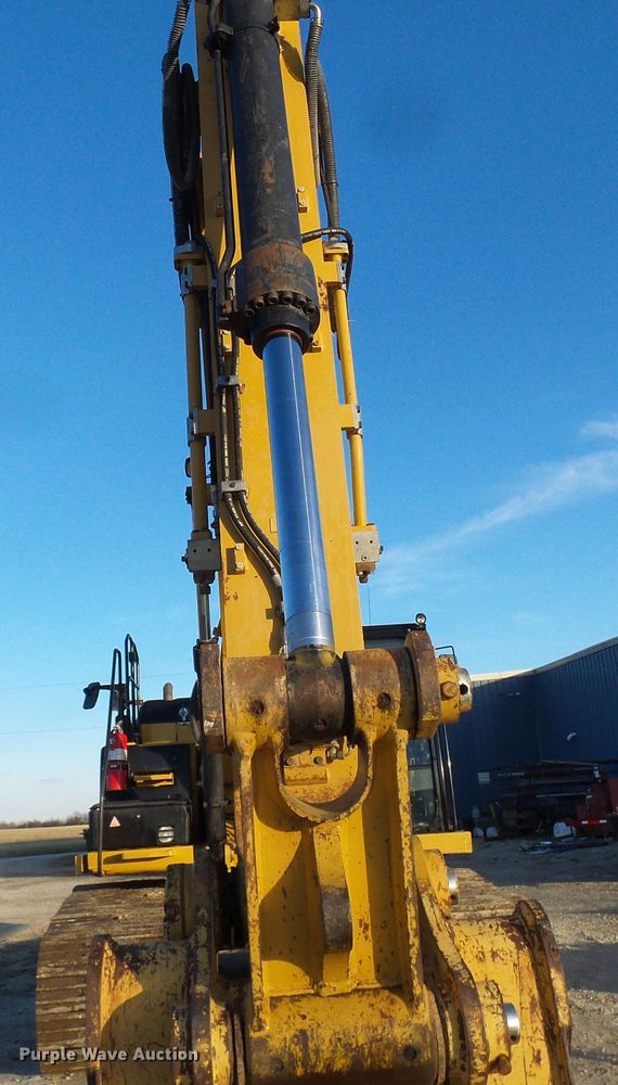 image for item DG5550 2013 Caterpillar 329E L excavator