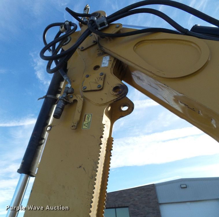 image for item DG5553 2012 Caterpillar 420E backhoe