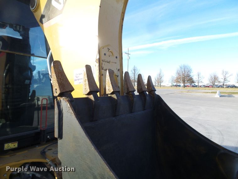 image for item DG5553 2012 Caterpillar 420E backhoe