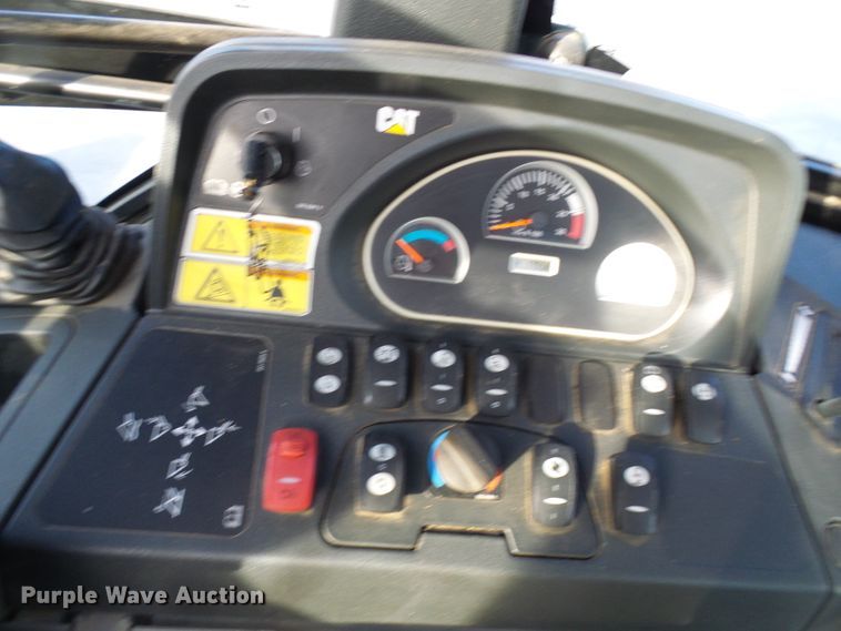 image for item DG5553 2012 Caterpillar 420E backhoe