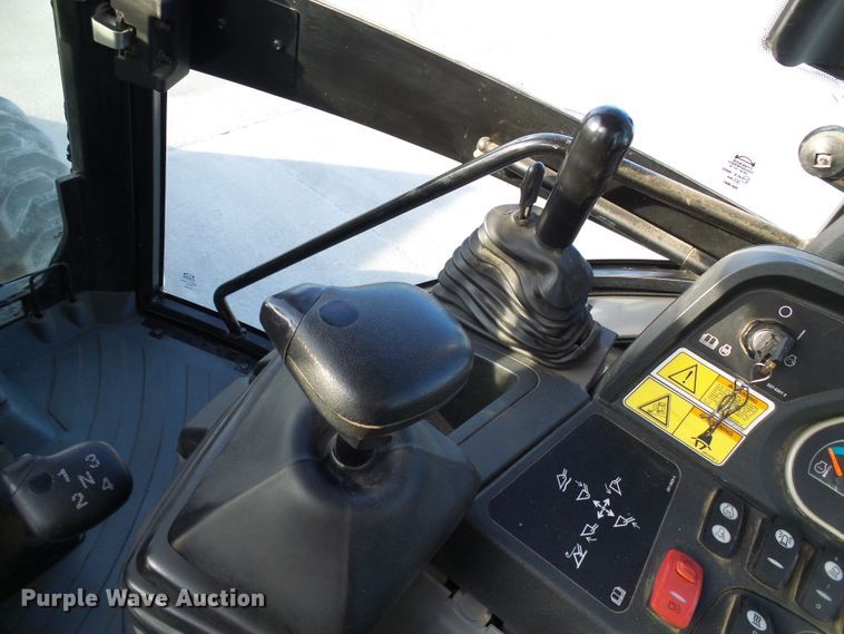 image for item DG5553 2012 Caterpillar 420E backhoe