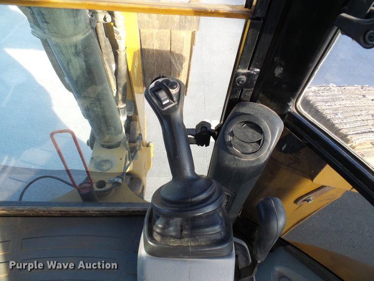 image for item DG5553 2012 Caterpillar 420E backhoe