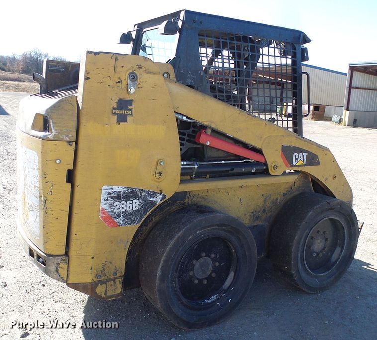 image for item DG5554 2012 Caterpillar 236B3 skid steer