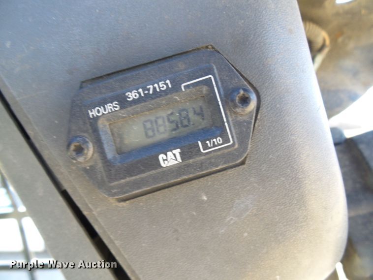 image for item DG5554 2012 Caterpillar 236B3 skid steer