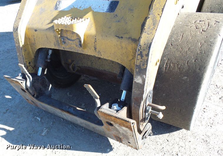 image for item DG5554 2012 Caterpillar 236B3 skid steer