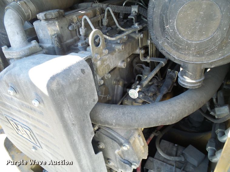 image for item DG5554 2012 Caterpillar 236B3 skid steer