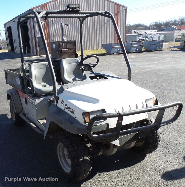 image for item DG5555 2005 Bobcat 2200D utility vehicle