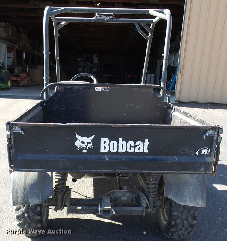 image for item DG5555 2005 Bobcat 2200D utility vehicle
