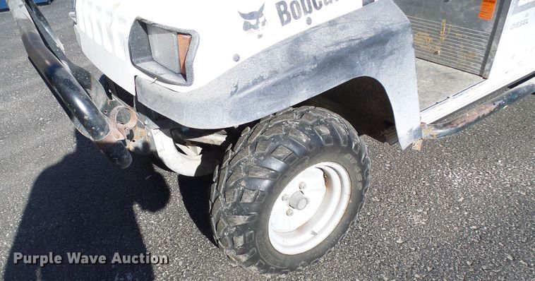 image for item DG5555 2005 Bobcat 2200D utility vehicle